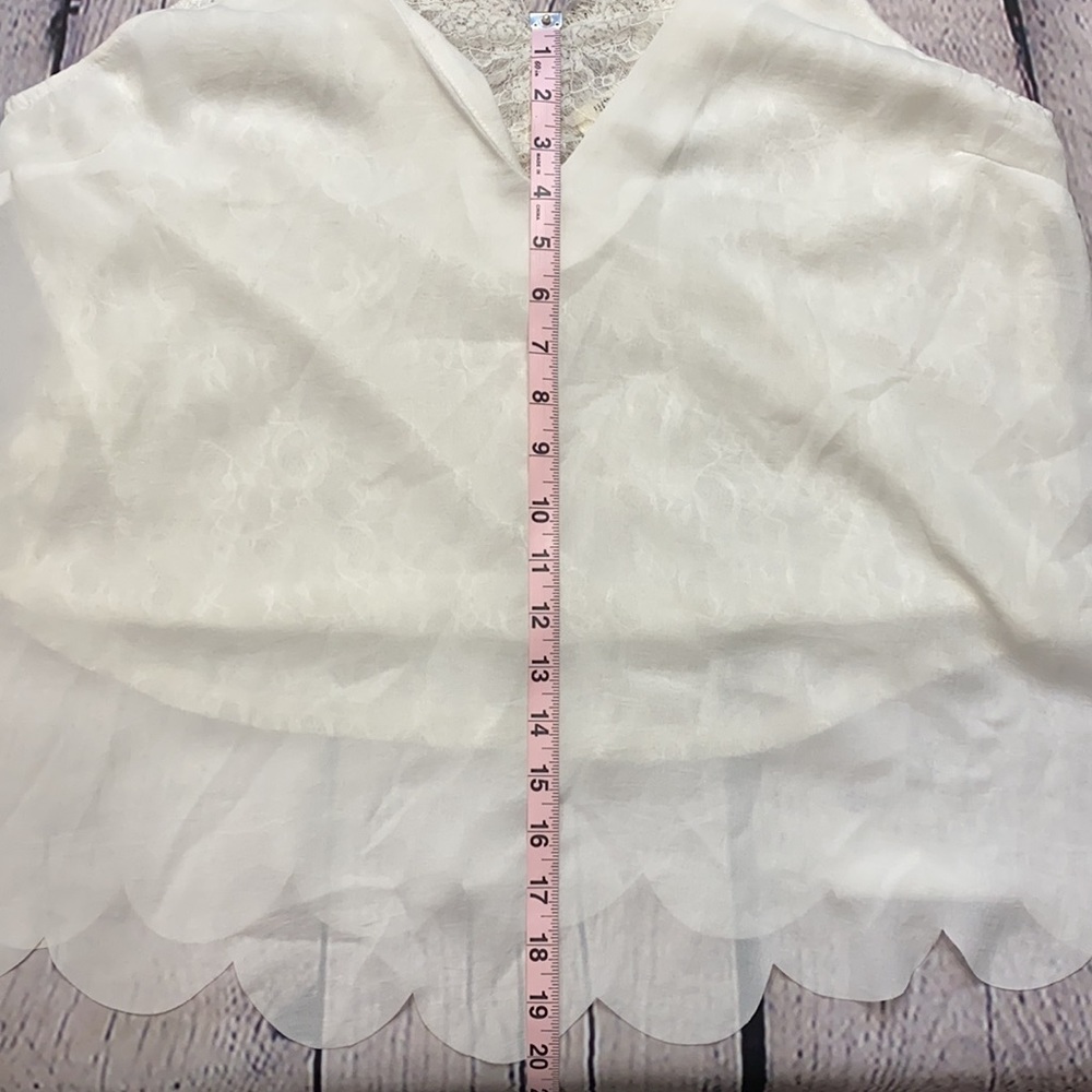 umgee Off-White W/Lace Tank Top Size: Large - Picture 12 of 16
